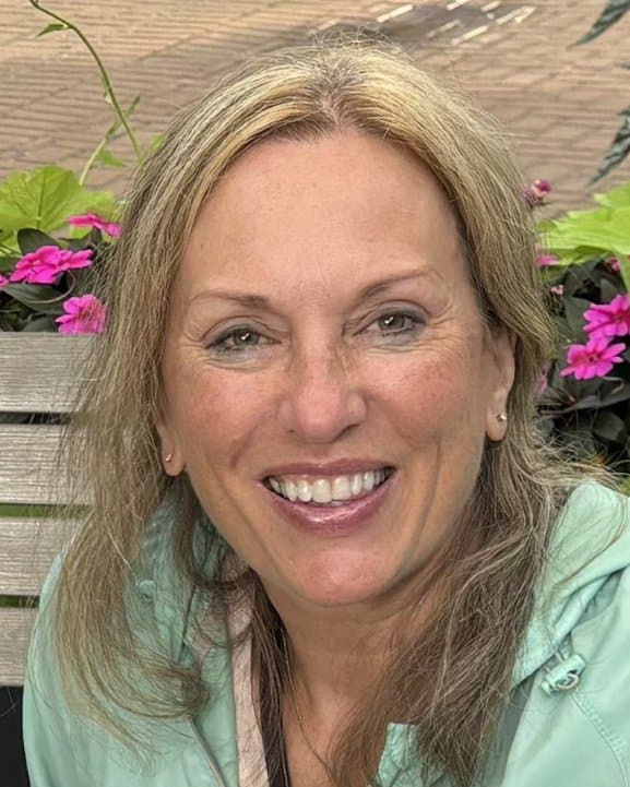 Rose Shafer, Renomads